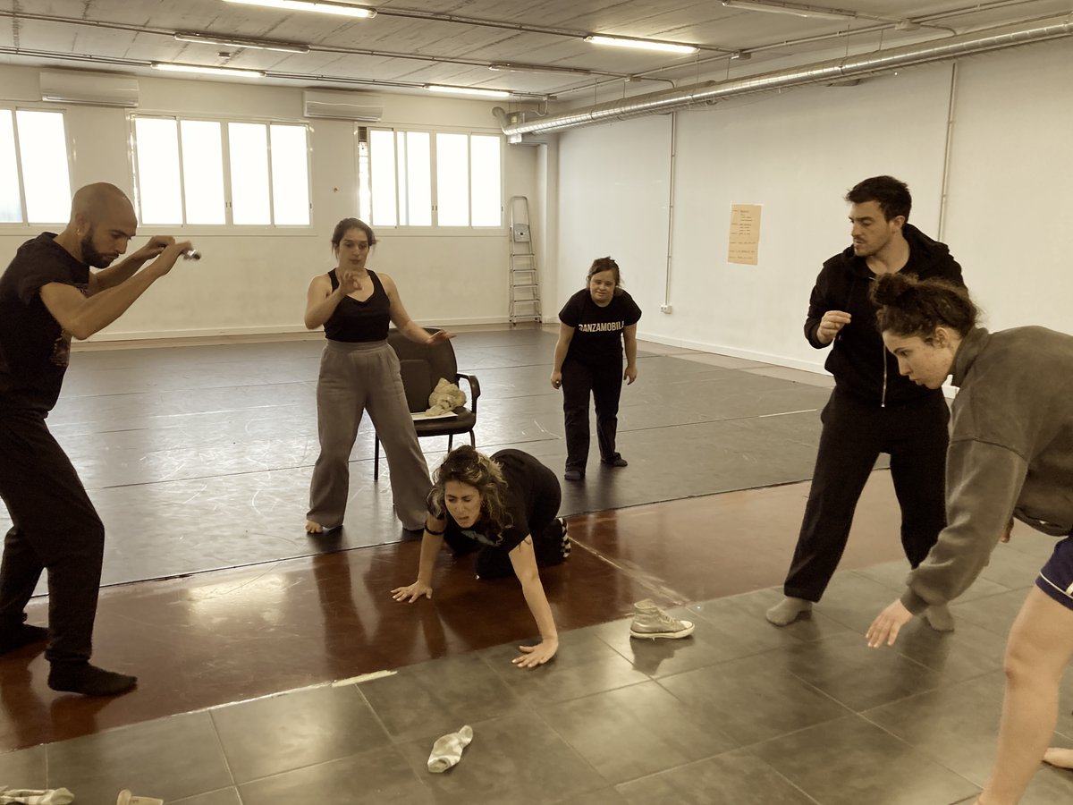 Danza Mobile tweet media