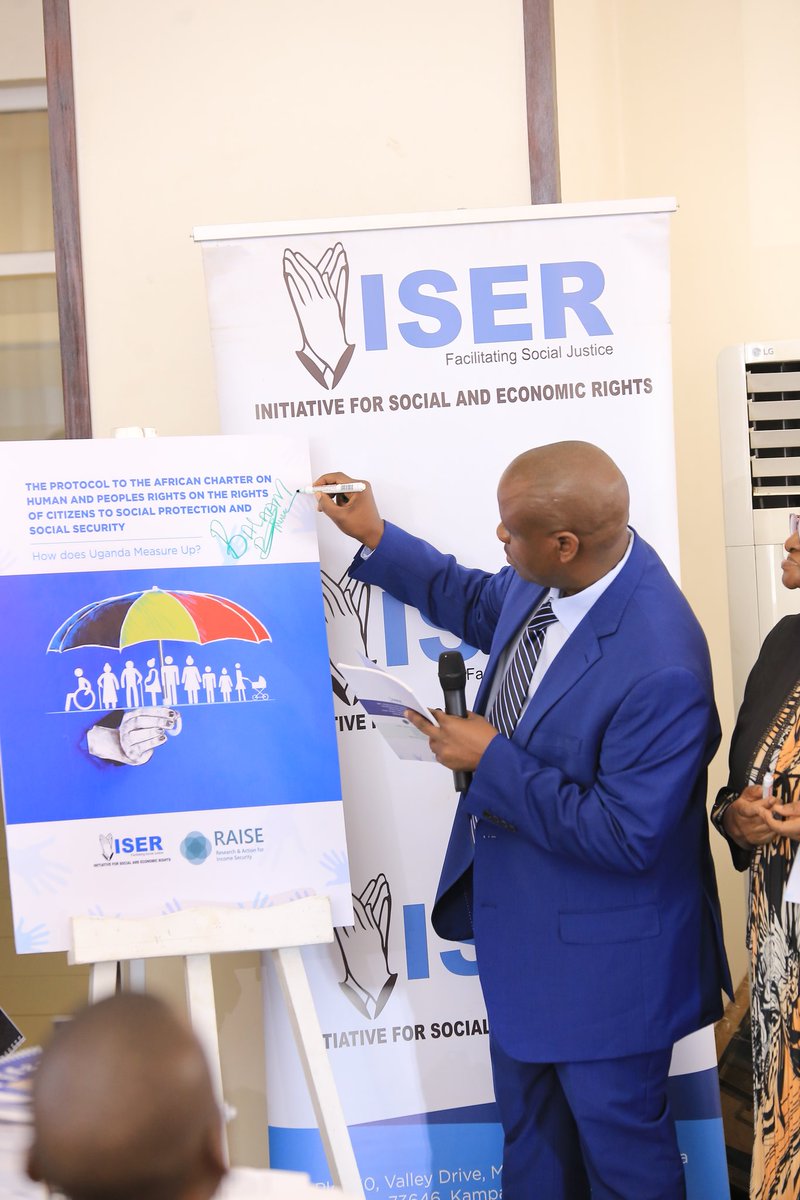 Hon Balaam Barugahara , State Minister in charge of Youth & Children Affairs, @Mglsd_UG officially launches the Research Report on the Protocol to the African Charter on Human & Peoples Rights on the Rights of Citizens to Social Protection & Social Security