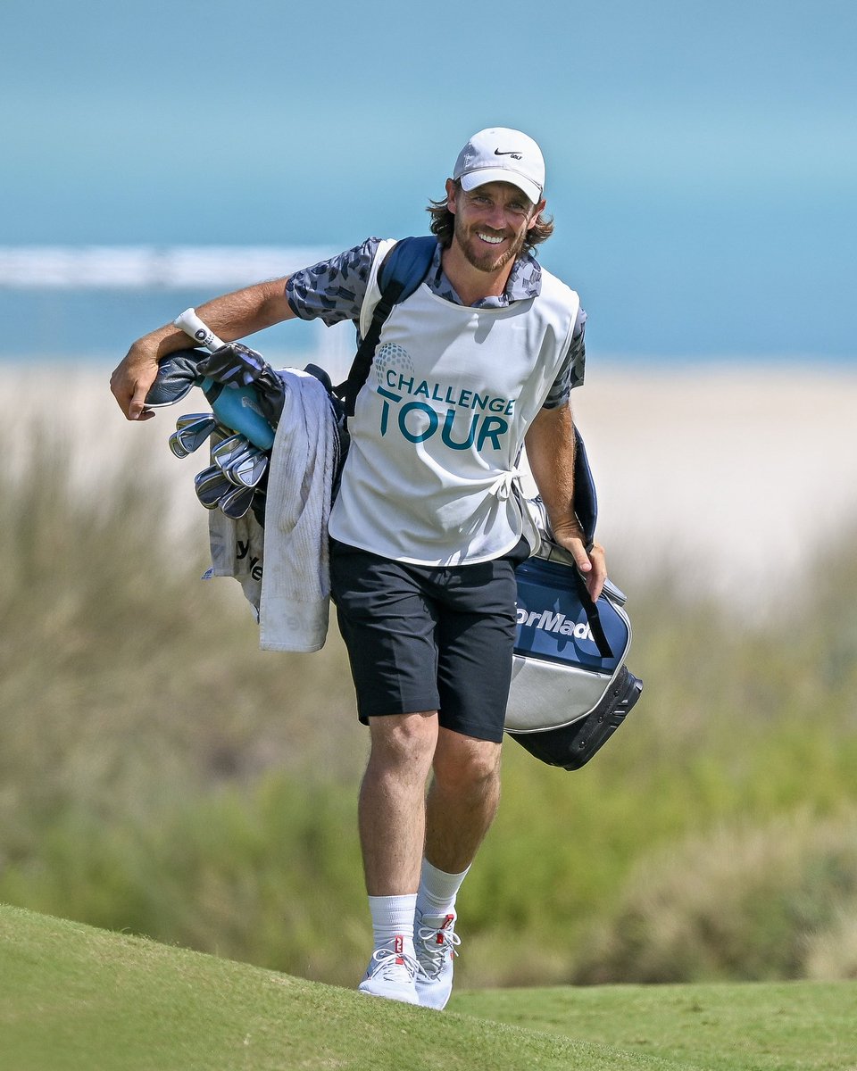 Tommy Fleetwood is back on the @Challenge_Tour this week, caddying for his stepson at the UAE Challenge.