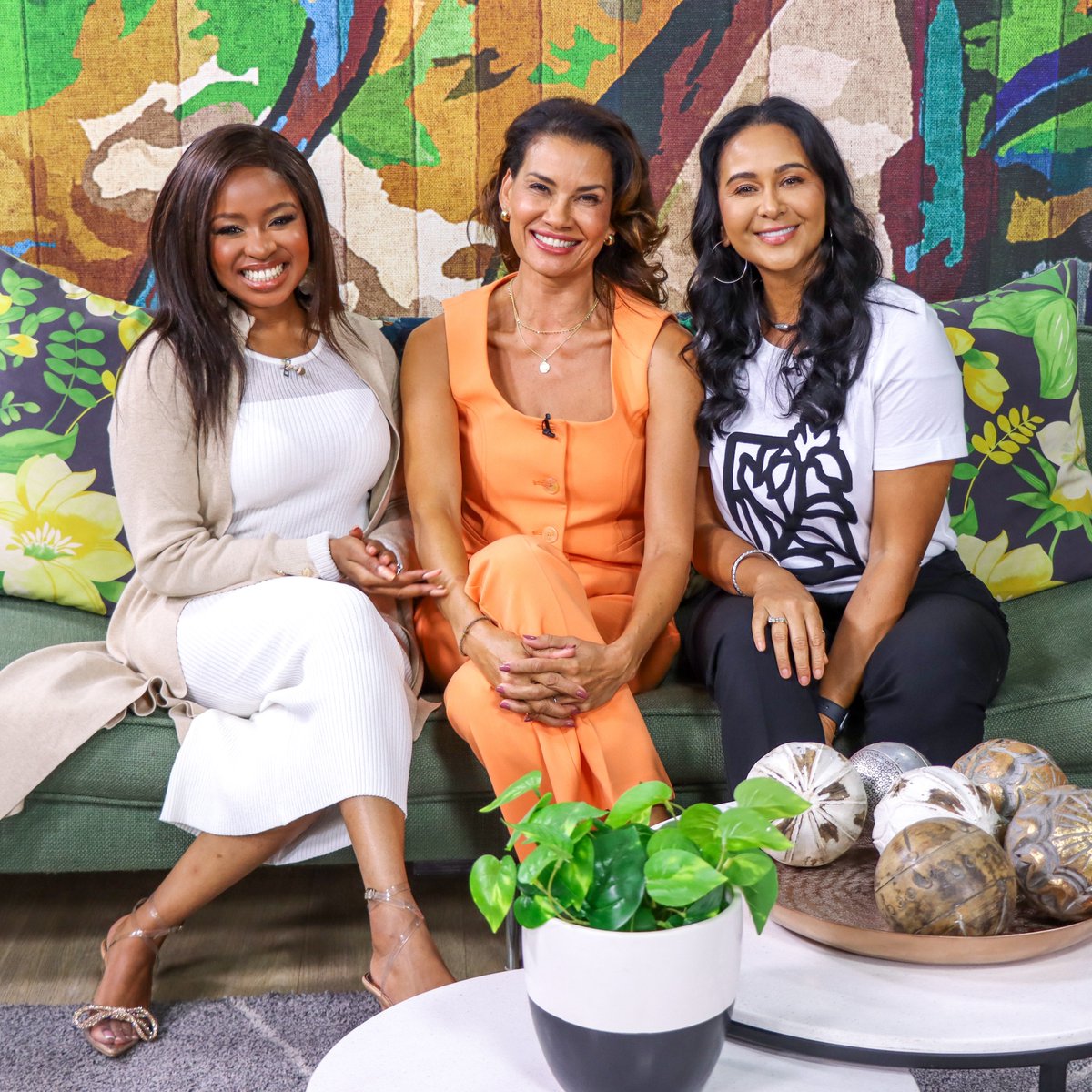 Having a bad day at work? 😢 Try these strategies:  

Take a break
Evaluate the day
Talk to someone
Write about your day
End the day with a positive mindset 
#AfternoonExpress