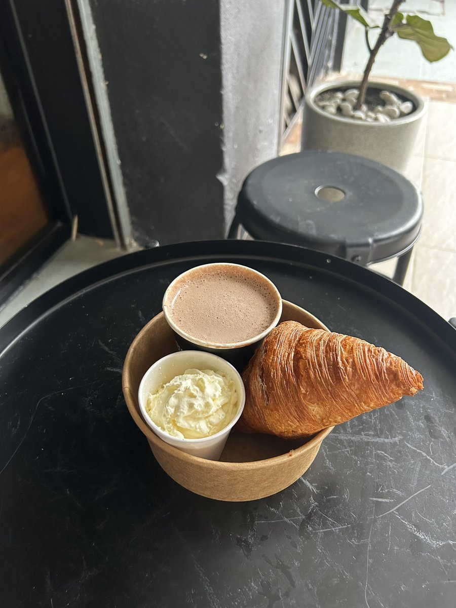 Rezeki I datang Kajang & dorang baru launch menu baru french croissant dip with hot belgium chocolate. SEDAP SANGAT HOT CHOCOLATE & CROISSANT DIA! 😭😭😭😭😭 Dah tak payah nak pergi jauh jauh cari ni lepasni 🥹🤍