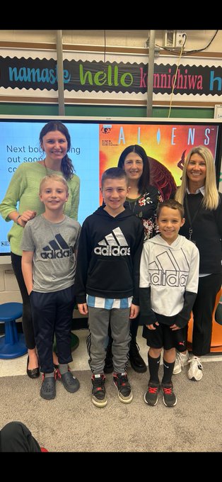 Rowan CIRC Rocks (@svcircrowan) on Twitter photo Highlight of our careers! It all started when we were having SmartBoard issues. It would turn on and off and even flash colored squares. A few students from a third grade class decided to create a PowerPoint book about it.  It was amazing and based on real events. Highlight of our careers! It all started when we were having SmartBoard issues. It would turn on and off and even flash colored squares. A few students from a third grade class decided to create a PowerPoint book about it.  It was amazing and based on real events.