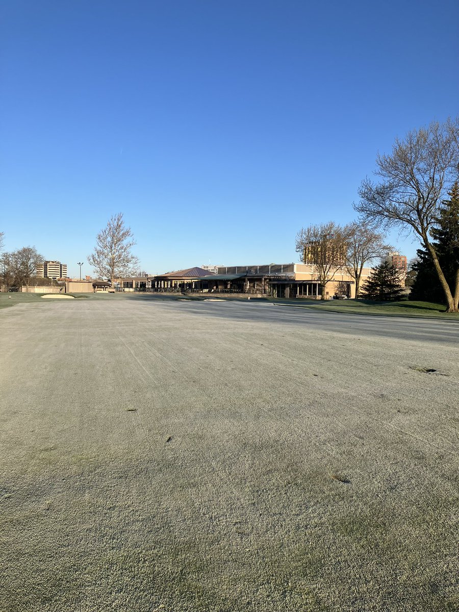 Beautiful but frosty morning @stcgcc Check with the proshop for tee time delays.