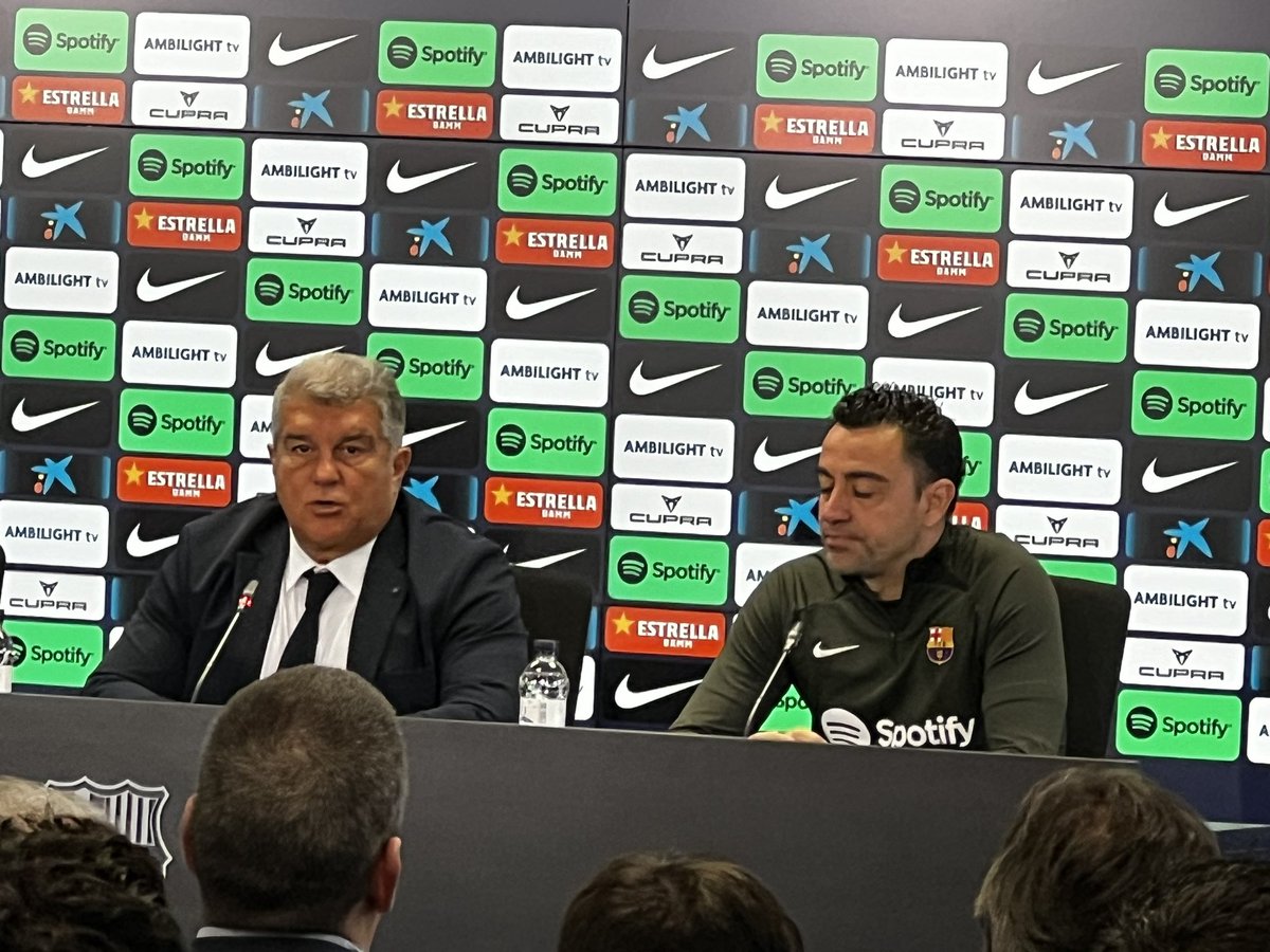 Xavi “Siempre intento hacer lo mejor para el club. Noto tras poner el cardo a disposición una gran confianza en mi. El apoyo de los jugadores. El proyecto no está acabado. Es un proyecto ganador y por la ilusión de los barcelonistas , son la razones de mi cambio”