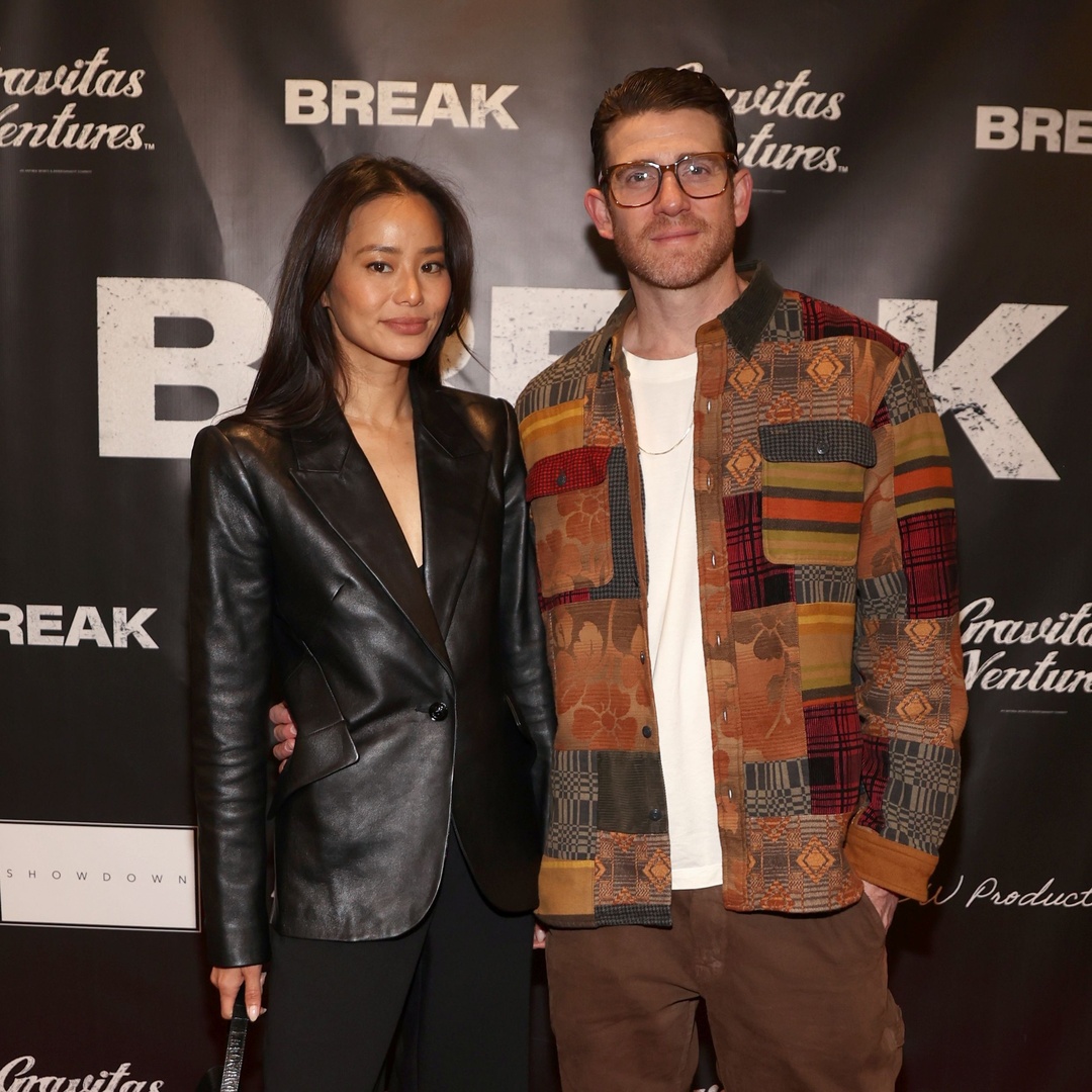 Jamie Chung attends the Los Angeles premiere of 'Break' at Harmony Gold Theatre in LA

More images at: gawby.com/photos/248255

#JamieChung #GAWBY