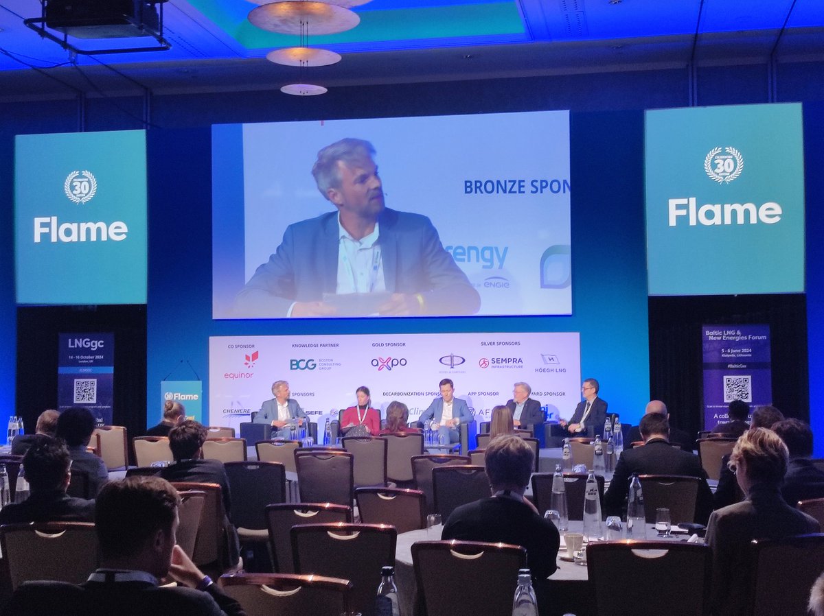 Day 2 of #FlameConf.
The focus now is on #hydrogen and #storage. Not only is it important to repurpose existing pipelines alongside Europe’s hydrogen backbone, but also repurposing storage will be crucial, although under different conditions, thus more long-term tests are needed.