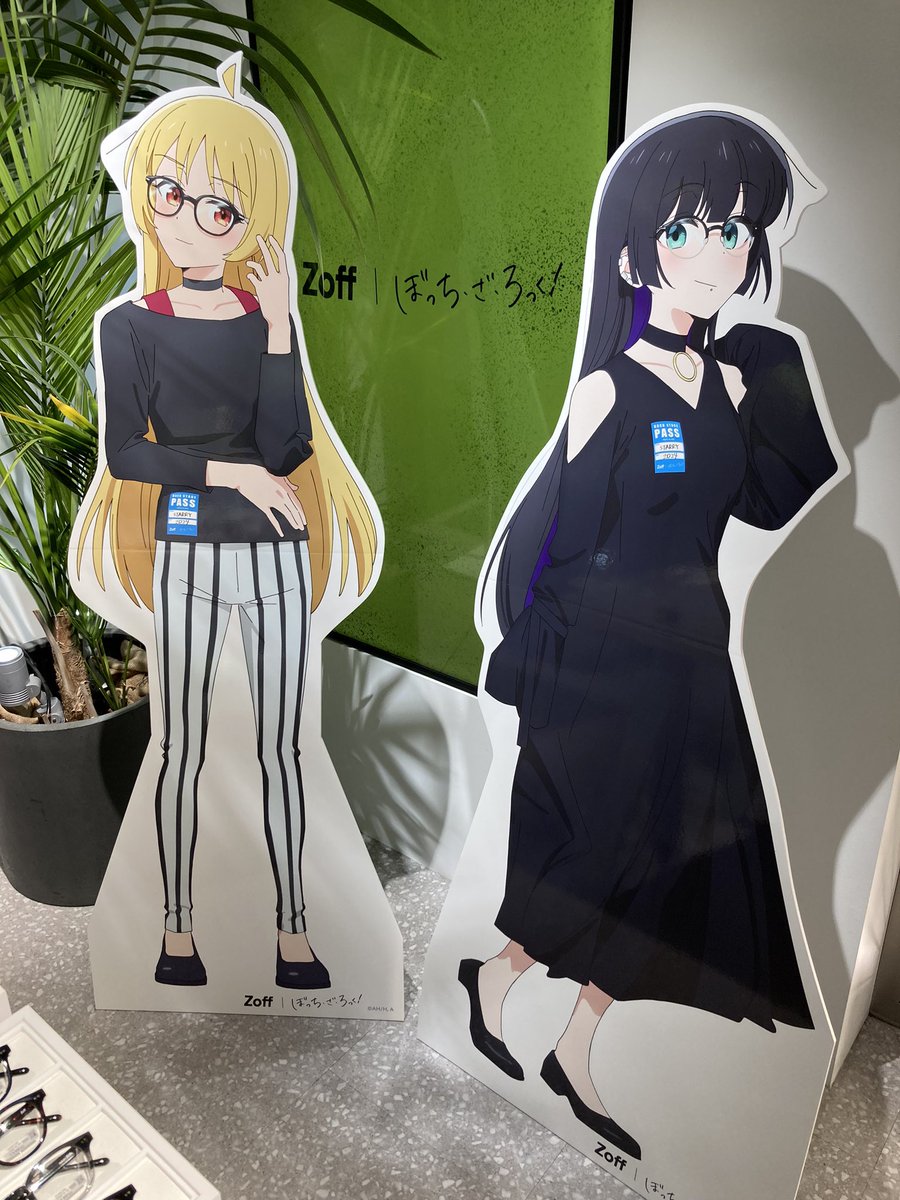 M92F09's tweet image. 下北沢SHELTERでのtoybeeワンマン「REVIVAL」から1年、そんな日にたまたま下北沢行ってきた！
#ARTsLAB
#武蔵家画廊
#羽根としっぽ
#きい
#まほろ