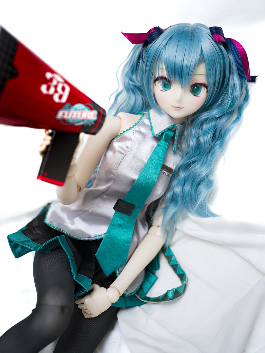 間違いなくDD初音ミクさんです。
2015年2月にミクさんをお迎えしてからどっぷりとドール沼&カメラ沼にハマり、今や30人以上のドールをお迎えし、中判カメラを購入するに至りました。
ドールとカメラに出会わせてくれたミクさんにありがとう。

 #あなたの人生を狂わせた推しドール