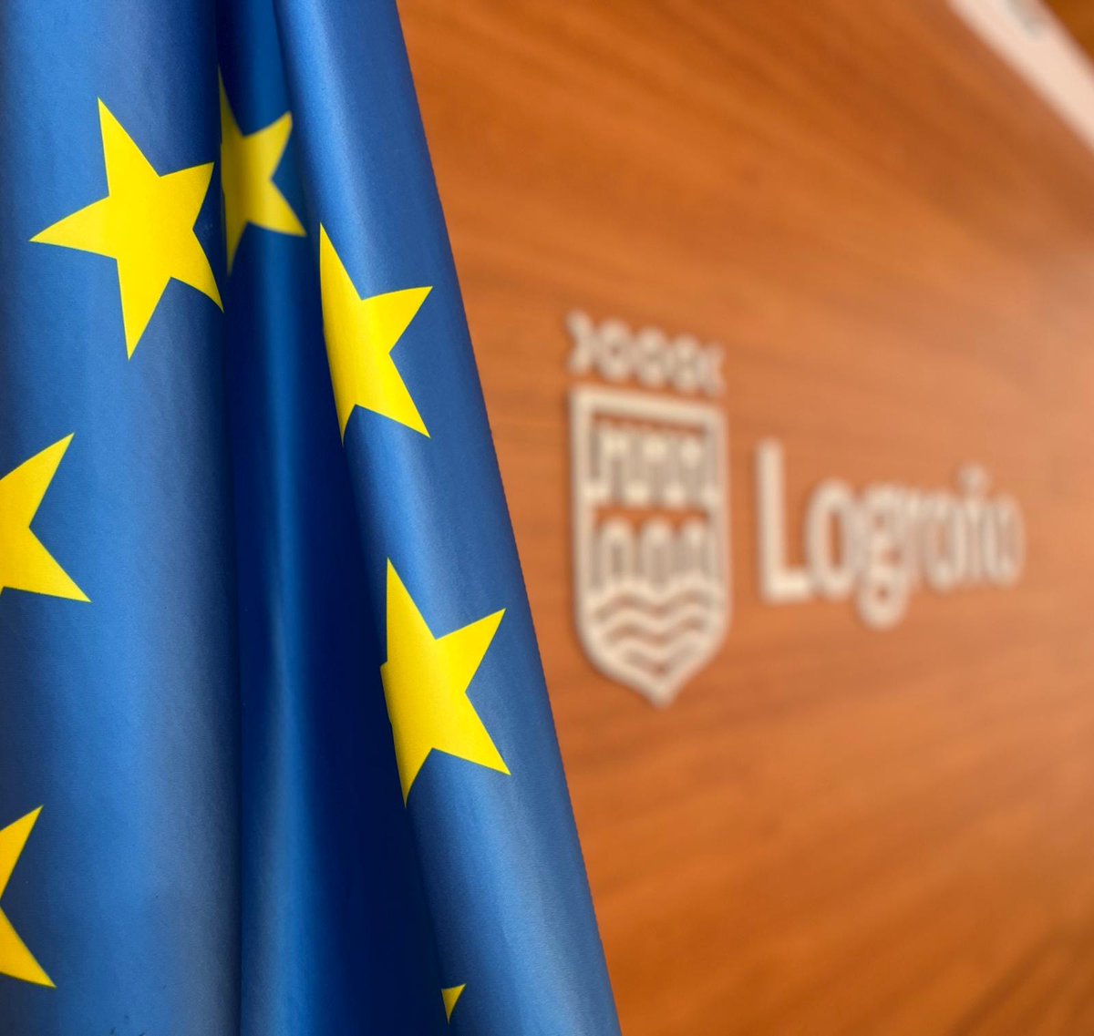 ⭐️🇪🇺| El 9 de mayo, #DíadeEuropa, el Ayuntamiento de #Logroño entregará la ‘Estrella de Europa 2024’ a la Asociación Ucrania-Rioja.

👉 Más info: acortar.link/4Fjz39