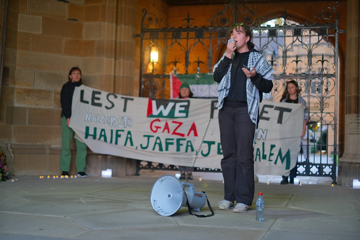 src_sydneyuni's tweet photo. Tomorrow we are holding a rally at 1pm, we are being visited by Families for Palestine, and we will be holding a teach in at 3pm with Teachers for Palestine. Come on down, set up a tent and bring a sleeping bag, build the encampment!

#gazacampusyd #freepalestine  #bds #usyd https://t.co/4gVGcDidfS