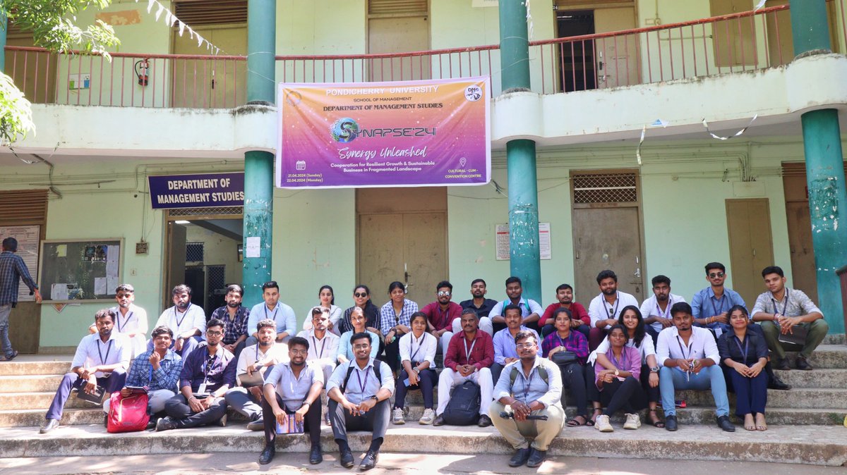 Our Business Analytics students of cohort 2022-24 had an opportunity to attend at impactful session at Pondicherry University, a renowned institution for academic excellence. 
#businessanalytics #dataanalysis #industrialvisit #pondicherryuniversity #NSB #nsbbangalore  #PGDM #mba