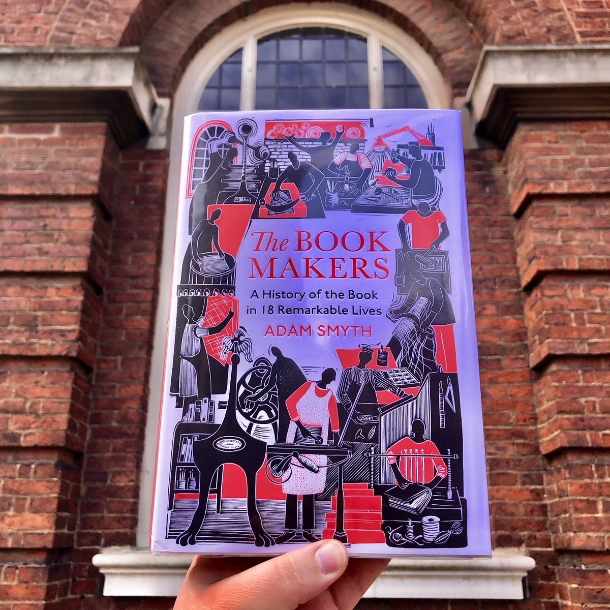 YorkExplore's tweet image. NEW! &apos;The Book Makers&apos; - @AdamSmy36314691 takes us on a 550 year journey through the magic of the printed book through 18 remarkable people.

If you love books as much as us this one might just be up your street.

Pop on a reservation today. 

📚😍📚

#ExploreMore #LoveLibraries
