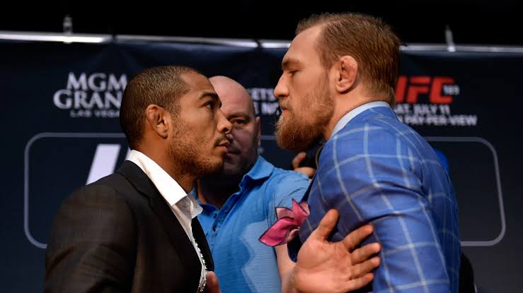 Jose Aldo: 'Her zaman beni yenen dövüşçüleri destekliyorum, çünkü bu benim en iyilere kaybettiğimi gösterir. Umarım Conor McGregor eskisi gibi olur ve agresif dövüşüp Michael Chandler'ı bitirir.'