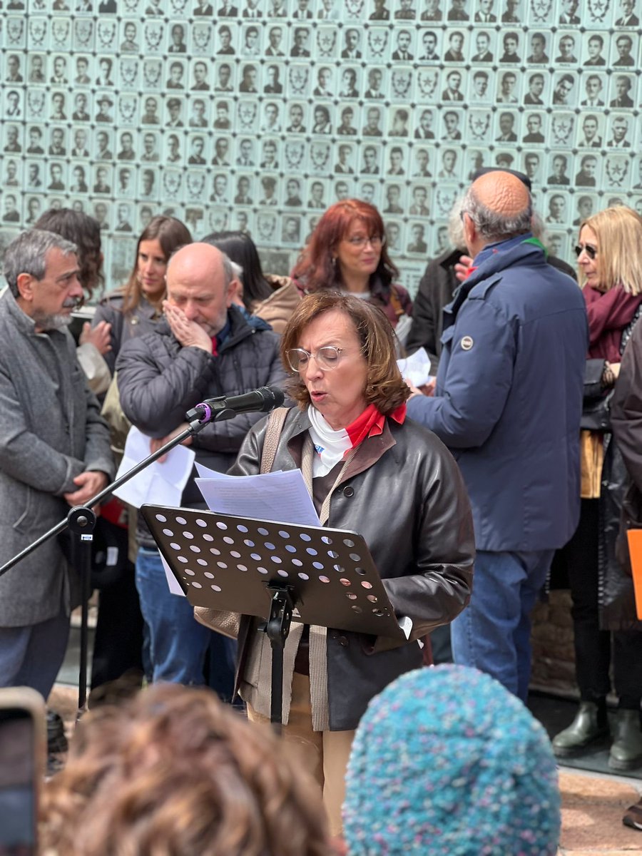 A #Bologna, medaglia d’oro della Resistenza. Grazie al sindaco ⁦@matteolepore⁩ per il suo bell’intervento, a ⁦@ABergonzoni⁩ per aver attualizzato la Resistenza. Un onore aver partecipato alla maratona di lettura di Scurati. Grazie a @balzanelli che l’ha ideata