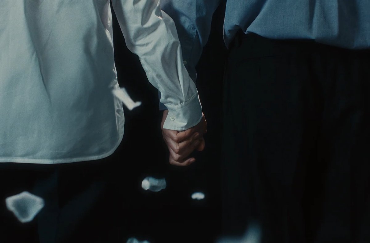 theJ_Effect's tweet photo. So... these hands in the "Your/My" mv are Jay Park's parents.. 🥹💞 https://t.co/Jzd37ljHmV