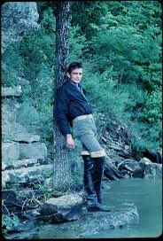 thinking of johnny cash in the cunty boots again tonight