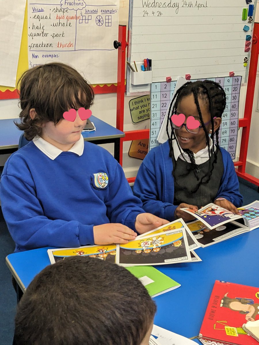 #Reading with friends is always good fun with @PipPapPhonics 🧡🧡 #PipAndPap #phonics