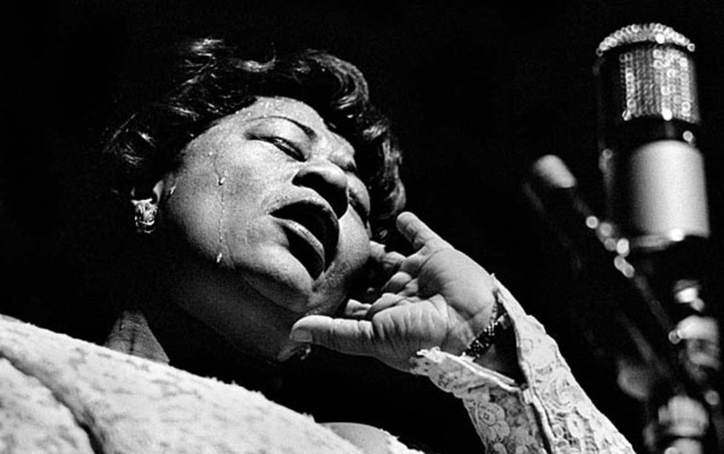 Happy B'Day April 25 to Ella Fitzgerald jazz vocal icon!
A-Tisket, A-Tasket 
youtube.com/watch?v=1bgFke… 
Flying Home  
youtube.com/watch?v=_I3KCQ…

#Jazz #jazzmusic #dukeellington #louisarmstrong #vocalist