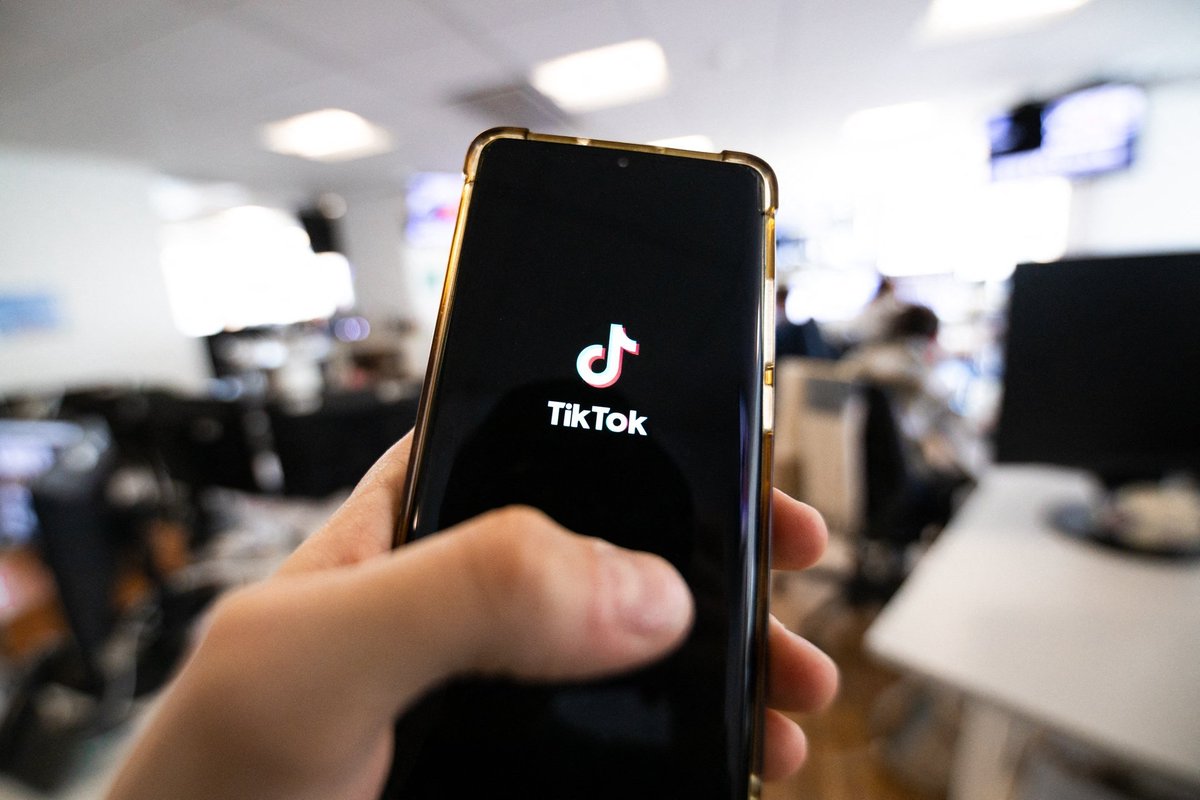 Senate passes bill forcing TikTok’s parent company to sell or face ban, sends to Biden for signature ground.news/article/senate…