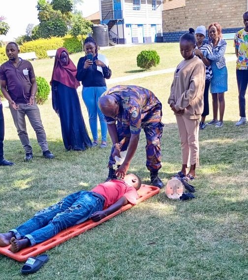 kenya_arc's tweet photo. Occupational health &amp; safety, especially first aid, stands as one of the most essential skills in our training program. Our trainees are equipped with the knowledge and abilities to handle various injuries and emergency scenarios effectively before medical help arrives.#ArcSkills https://t.co/og8Cigj4Zg