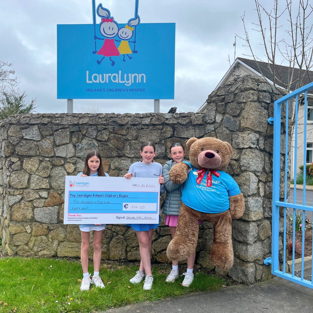 Kate, Caoimhe, & Sophie, put their skills to the test & held a delicious bake sale & refreshing lemonade stand. 🍪🍋 They raised an incredible €202.40 for LauraLynn. 🙌🎉We are so proud of their hard work & generosity. 🥰Thank you to everyone who supported this sweet cause. 💙