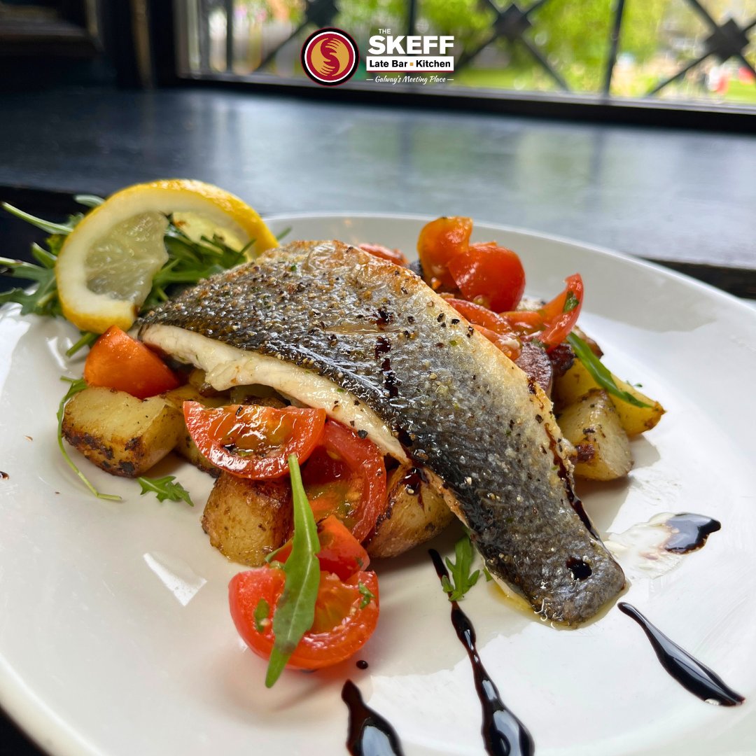 Pop into the Skeff and enjoy our special Grilled Seabass served with crushed baby potatoes and spinach! 🤤🍽️⁠
⁠
Check our menu in our website - link in our bio⁠
⁠
#TheSkeffBar #Galway #ThisIsGalway#EyreSquare #GalwayCityCentre #IrishBar #GalwayPub #Food #BarFood #PubFood