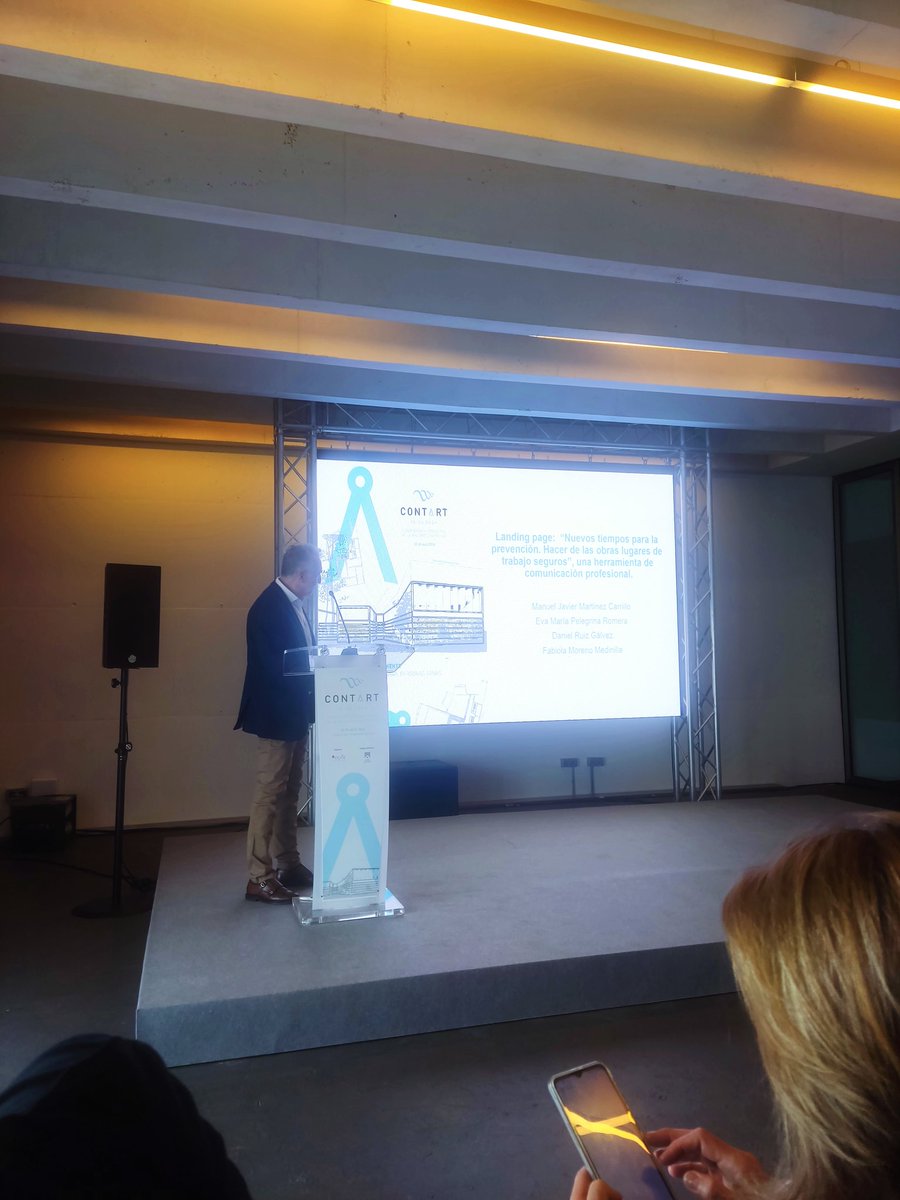 Magnífica ponencia de <a href="/SeguridadGRX/">Comisión Seguridad GRX</a>  del <a href="/AparejadoresGRX/">Aparejadores Granada</a>