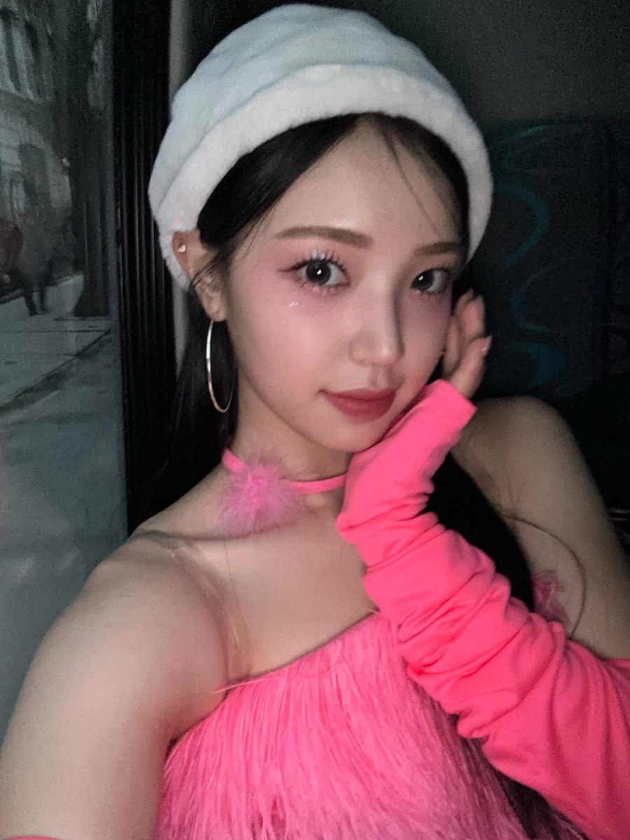 BRAVE_CandyShop's tweet photo. 부들부들털모자💝

#수이 #SUI #CandyShop #캔디샵 https://t.co/kc8rJbGNuc