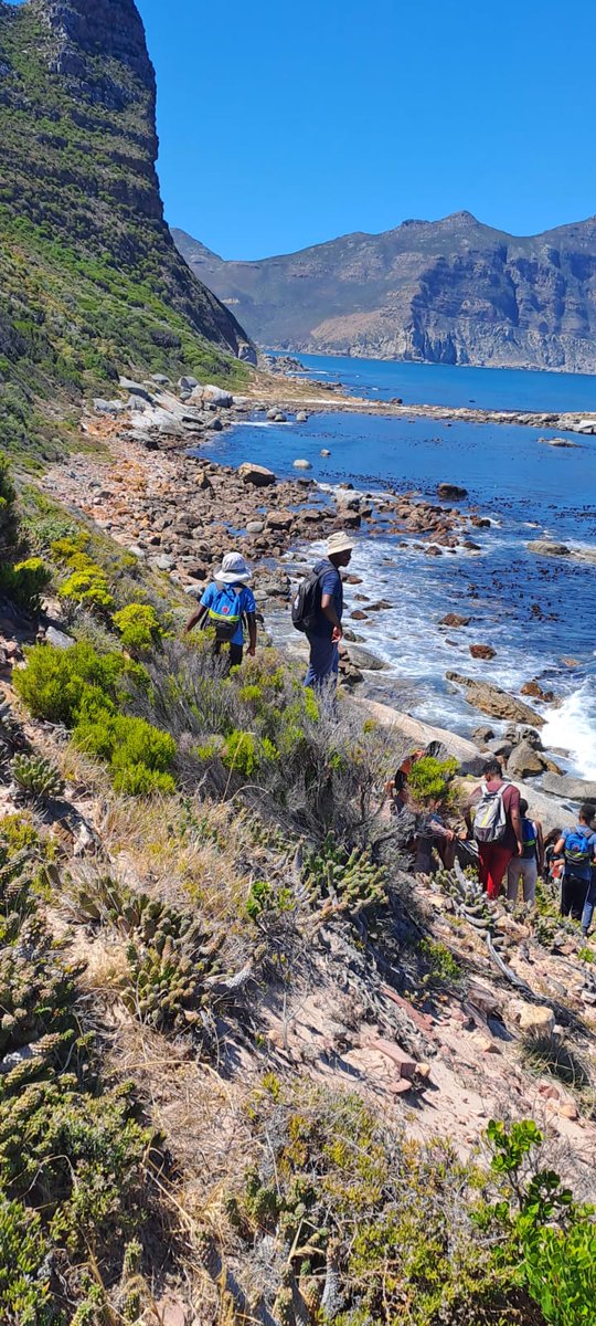 Explore the coast with us on our Duiker 'Seal' Island hike.

karbonkelbergtourism.co.za 

#KarbonkelbergTourism #houtbay #DiscoverHoutBay #IAMCAPETOWN #capetown #lovecapetown #southafrica #shotleft #discoverctwc #TravelMassiveCT #TravelMassive #TravelChatSA #nowherebetter