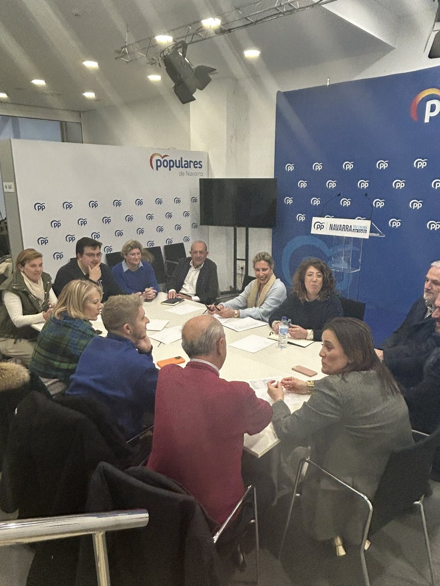 Reunión de la Junta de Pamplona. Seguimos trabajando por nuestra ciudad.
