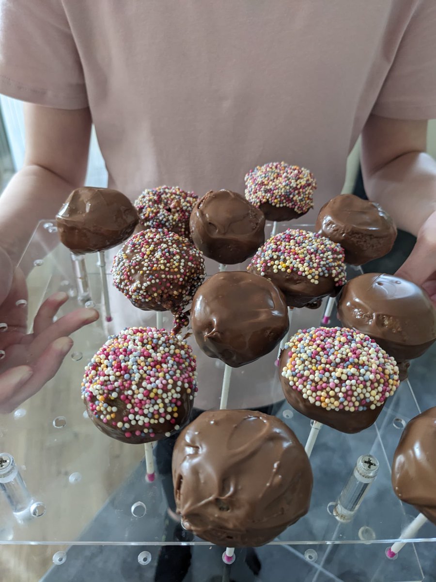 A HUGE thank you to our trustee Becky and her daughters who held a bake and craft sale in their front garden at the end of the Easter holidays. Olivia, Katie and Grace baked 150 cakes and worked hard to promote and run the sale. They managed to raise an amazing £357!