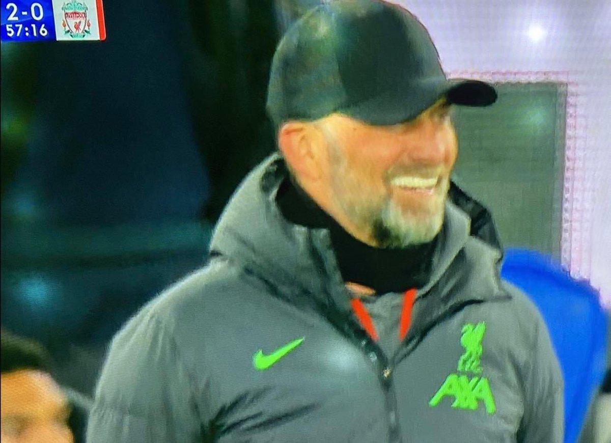 Smile if you’ve bottled another league title 😂