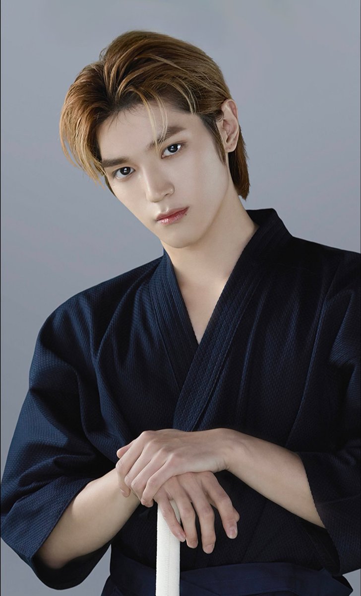 taeyong pics tweet media