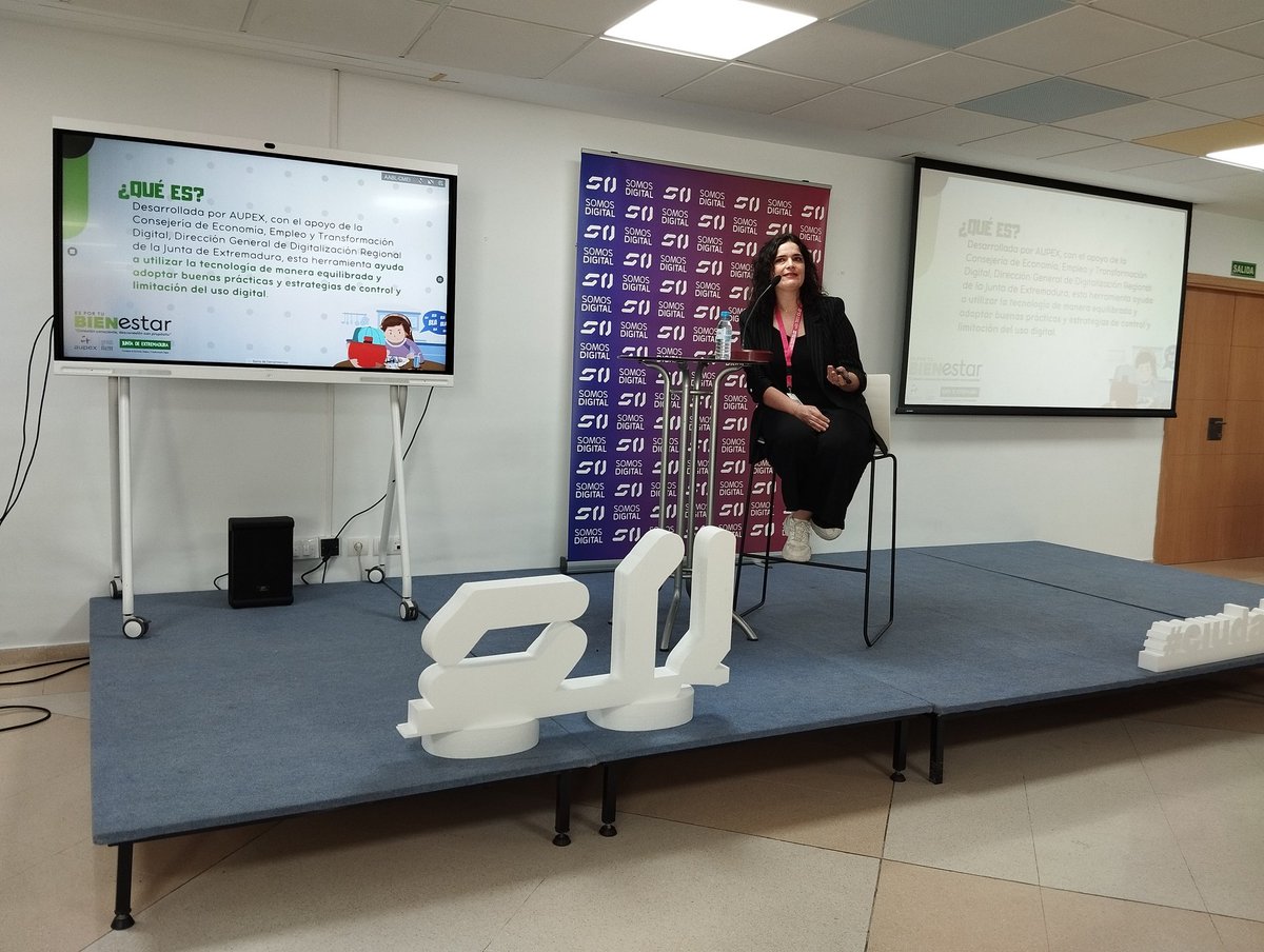 PuntosVuela's tweet photo. ¡Fantásticas las iniciativas sobre reto demográfico, empleo y bienestar digital compartidas por Castilla, Cruz Roja y Extremadura! 👏

#CiudadanIADigital https://t.co/lvqEaILx17