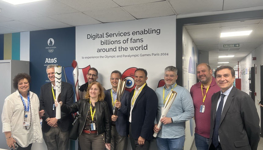 Un honor recibir a parte del equipo directivo y técnico responsable de digitalización en la <a href="/ComunidadMadrid/">Comunidad de Madrid</a> con representantes de Madrid Digital, el CEDAS y la Consejería de Digitalización. Durante su visita recorrieron el Integration Testing Lab, nuestro gran simulador olímpico