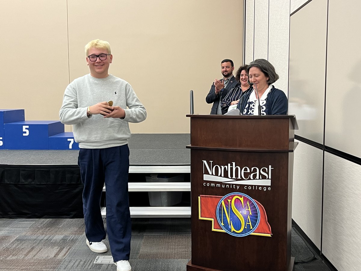 Quinn Burton, Catalyst Editor-in-Chief receiving his 2024 Journalist of the Year award/scholarship check at NSAA State Journalism in Norfolk. Quinn is the 4th Nebraska Journalist of the Year from @MWHSWildcats since 2018 (2024, 2022, 2019, 2018). @MWHSactivities @MillardPS