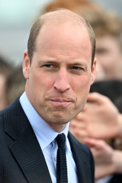 Prince William at St. Michael’s Church of England High School in Sandwell. 📸: Getty Images
 #PrinceWilliam #PrinceofWales