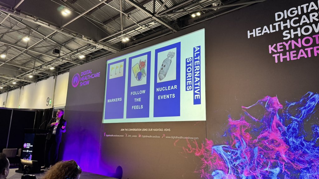 Stories make our lives meaningful. Yet digital transformation efforts don't use this to deliver change.

A fantastic keynote by <a href="/dr_brin/">Brin Hodgskiss</a> Hodgskiss, Head of Transformation at <a href="/NHSEngland/">NHS England</a> on the ‘Role of Storytelling in changing mindsets and supercharging digital adoption’.

#DHS