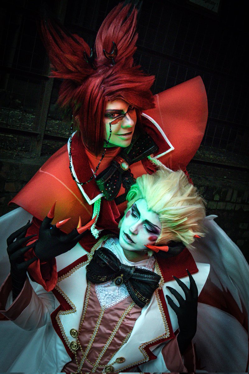 Rentao and I really like the dynamics of #radioapple, which l is why we really like the pictures we took together ❤️

Thanks to 📸 @x_Fai_x
Lucifer - @xRenTaox
Alastor - me

#hazbinhotel #lucifercosplay #alastorcosplay #hazbinhotellucifer #hazbinhotelalastor #alastorlucifer