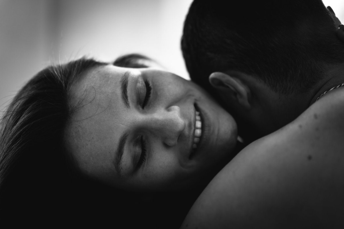 Pour ce #jeudisourire, photo simple.
nous aimons la tendresse, les moments simple, discuter, comme les autres couples. ❤️‍🔥
Cela ne fera pas autant de like et rt que du 🔞, quoi que, cela ne tiens qu'à vous ! 🙏
Vous savez ce qu'il vous reste à faire

<a href="/OrgasmicGroup/">Virtual Orgasmic Group 22k 🔞</a>
<a href="/PartageDefiHot/">PartageDéfiHot</a>