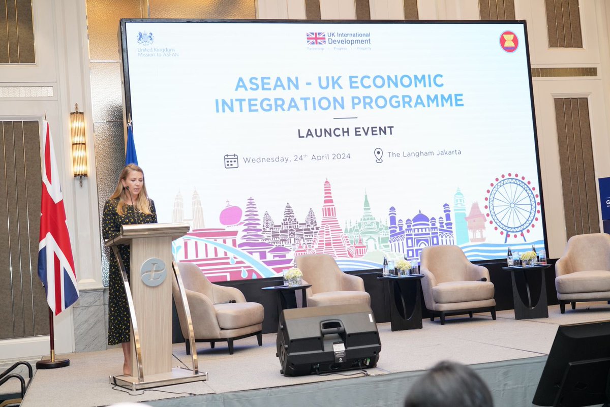 Great to see the 🇬🇧 and @ASEAN strengthen our long-term partnership! The Economic Integration Programme #EIP will increase regional growth, empower women entrepreneurs, and support small businesses. Let's build a brighter future together! #ThrivingPartnership #EIP