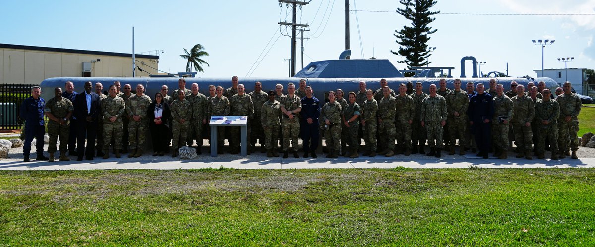 @jiatfs welcomed the most recent CAPSTONE class for a mission brief this week. The CAPSTONE Program is an important part of professional military education for officers who are being considered for promotion to the rank of General or Flag officer. @NASKeyWest @NDU_EDU