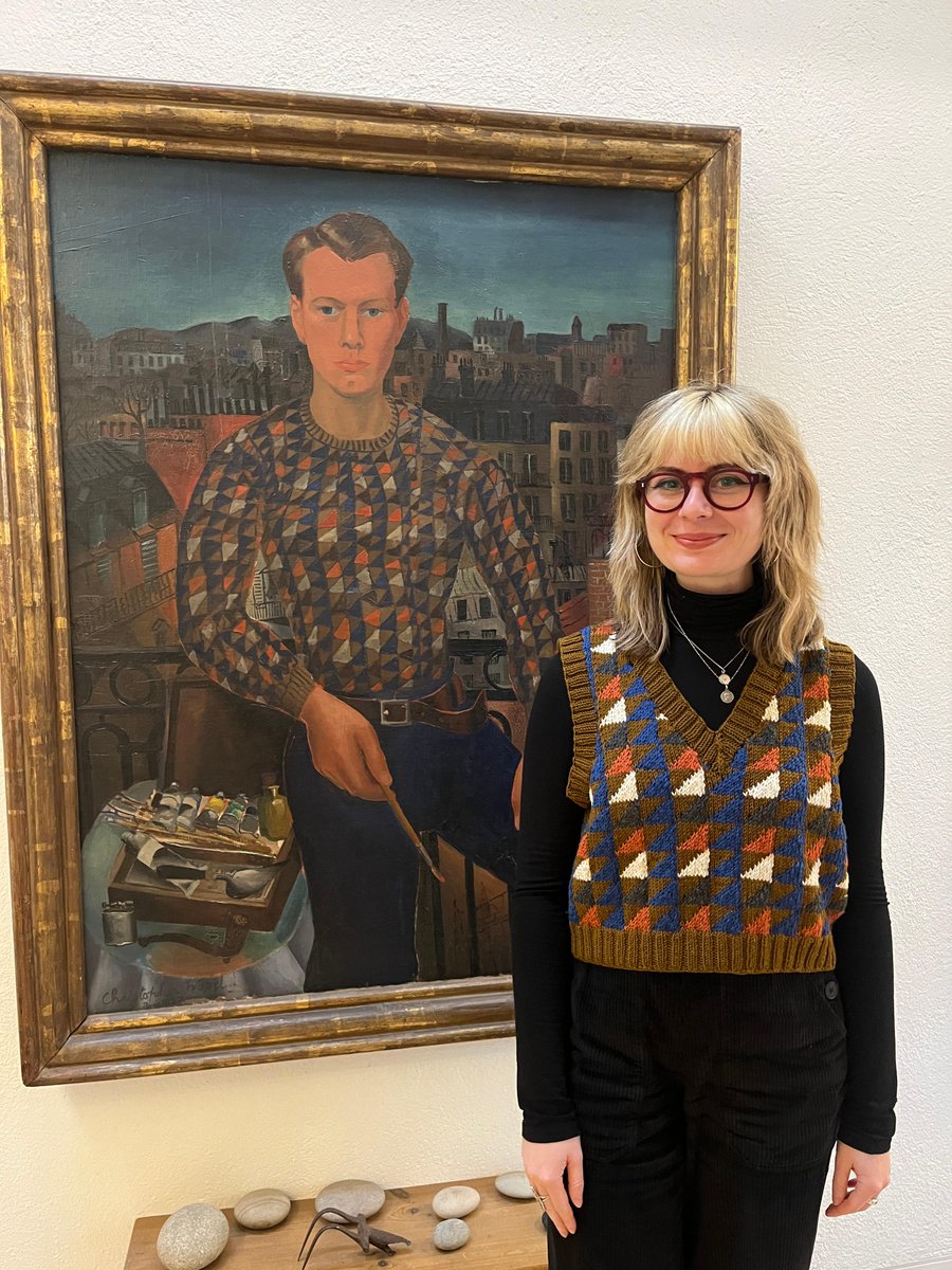 Christopher Wood-Inspired Knitwear 👀🧶 In our latest blog post, Curatorial Assistant Meg Breckell tells us more about her recent knitting project, inspired by Christopher Wood's 'Self-Portrait'! Isn't it brilliant? 🤩 kettlesyard.cam.ac.uk/stories/christ…