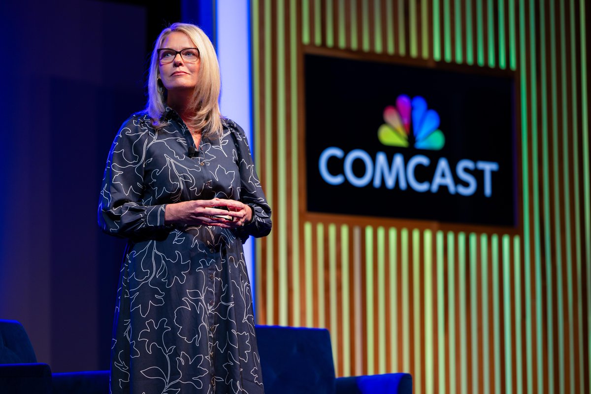 Central Division President Christine Whitaker spoke w/ @wabeatl about how Comcast invests in the community & supports small businesses through programs like #ComcastRISE. Whitaker also discussed leadership & bridging the #digitaldivide. Listen here ➡️ bit.ly/3JEvS9u