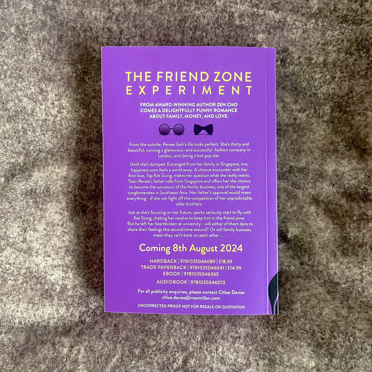 Yay thank you so much to @chlodavies97 and the team at @panmacmillan for this gorgeous purple proof of The Friend Zone Experiment by Zen Cho! 💜🫶🏽✨📚