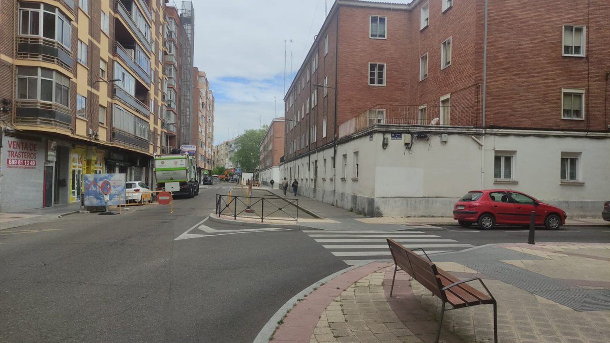 PoliciaMV's tweet photo. Desde ayer, la calle #Penitencia se encuentra cortada al tráfico entre Madre de Dios y Avenida Palencia.
Dicho corte se alargará hasta el 24 de julio para reparación de infraestructuras. https://t.co/00QvdZDY12