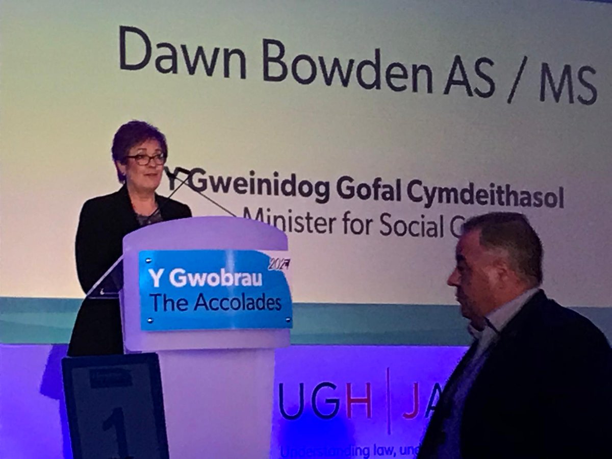 And, we're off.   Great opening remarks, and personal introduction, from the newly appointed Minister for Social Care, @Dawn_Bowden MS at the @SocialCareWales #2024Accolades

#SocialWorkWales @WeCareWales @lshubwales @HughJamesLegal @WGHealthandCare