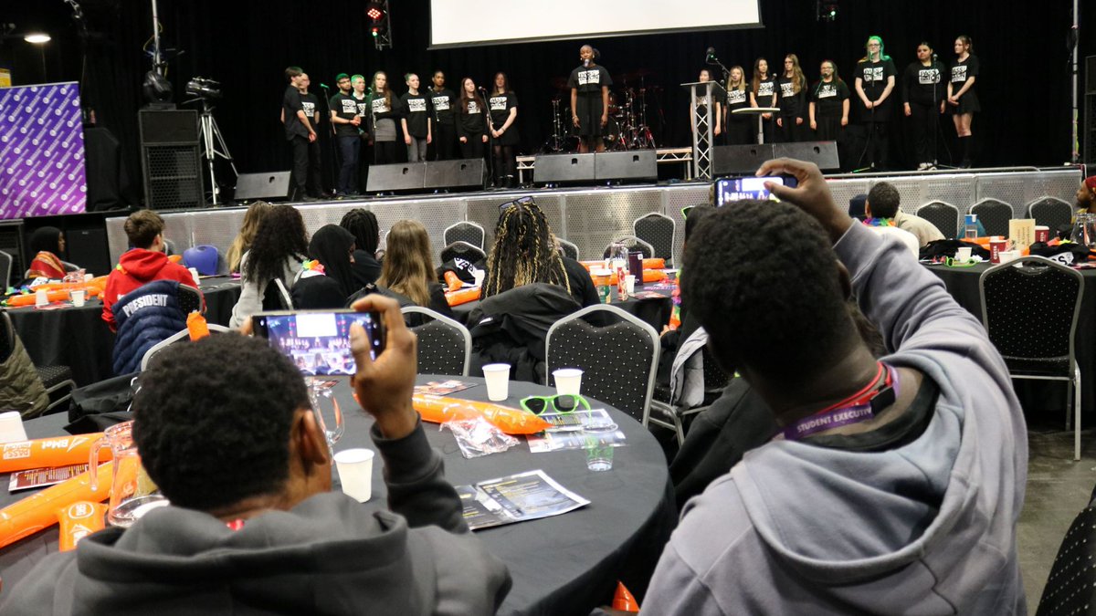 Today is our ‘Pass the Baton’ Anti-Racist Festival at The Crossing, Digbeth ⭐ We are proud to work with @WeAreBRIG and @BMetC to create an important learning event for 100+ young people.

Full story 🔗 ow.ly/z79n50RnemH

#SouthandCityCollege #Birmingham #PasstheBaton #BRIG