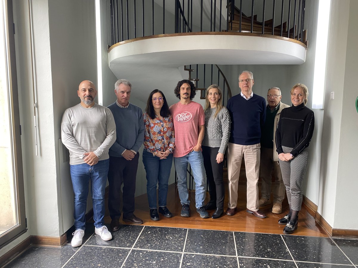 Composites Group (INCAR-CSIC) (@compositesincar) on Twitter photo Reunión #Comfuturo sobre nuestros avances en materiales para H2 verde en el <a href="/incarCSIC/">INCAR-CSIC</a> con la Fundación Domingo Martínez y <a href="/FGCSIC/">Fundación General CSIC</a>. Reunión #Comfuturo sobre nuestros avances en materiales para H2 verde en el <a href="/incarCSIC/">INCAR-CSIC</a> con la Fundación Domingo Martínez y <a href="/FGCSIC/">Fundación General CSIC</a>.