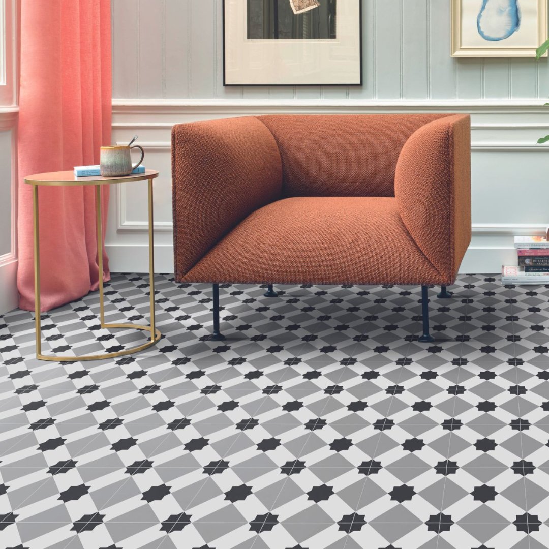 Geometric patterns and squares were trending last season and that's still true well into Spring. 

Looking for more on-trend #LVT photos? Head over to our Floorspiration Hub: bit.ly/3NWGlQP